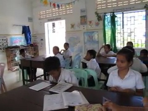 avec les enfants et Sambath