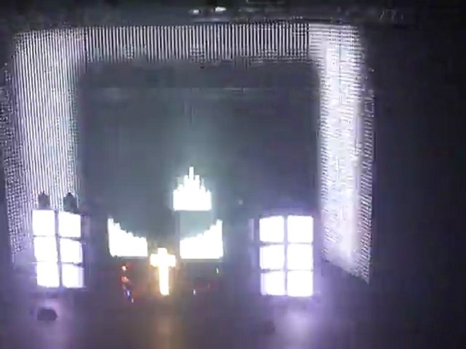 On'n'on & audio video disco, Justice, Brixton Academy, London, 10/02/12