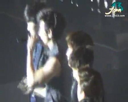 [JPN13 SUB] Music Bank - 2pm - Medley+ 10 point out of 10 + talk+ debut de hands up