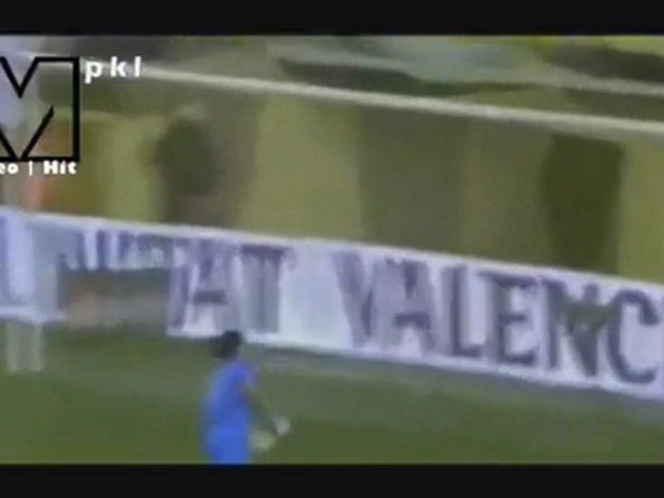 Caniden mükemmel gol videosunu izle
