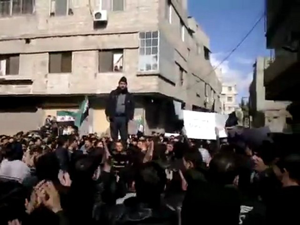 فري برس   عربين المنكوبة مظاهرة حاشدة جمعة روسيا تقتل أطفالنا 10 2 2012