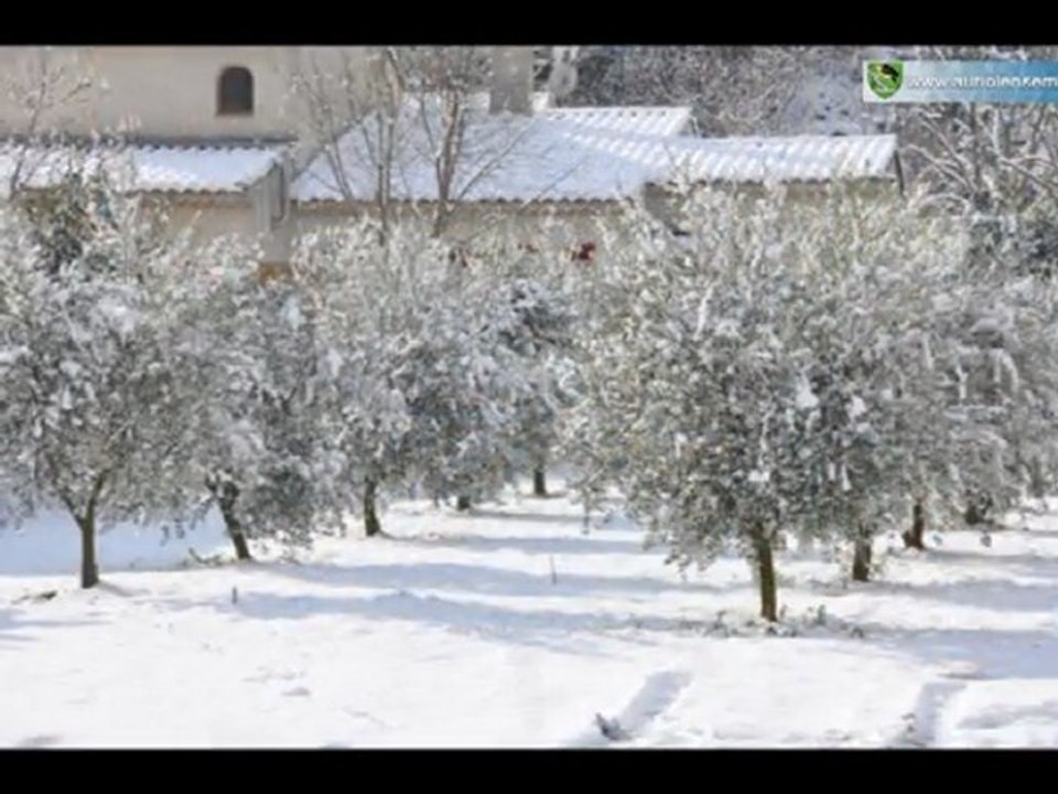 Auriol sous la neige - 11 février 2012 [diaporama] - Auriol Ensemble