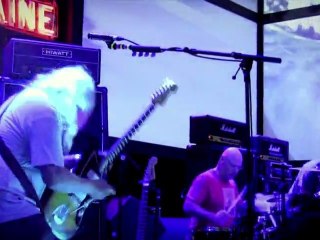 Dinosaur Jr " Freakscene" @ La Gaîté Lyrique