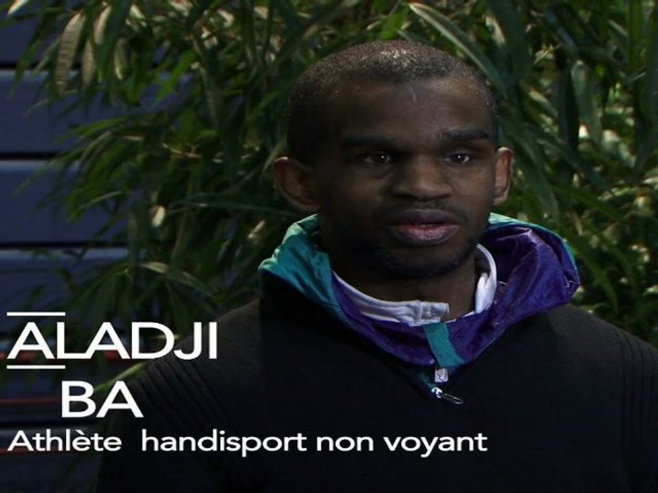 Aladji Ba, athlète, soutient François Hollande