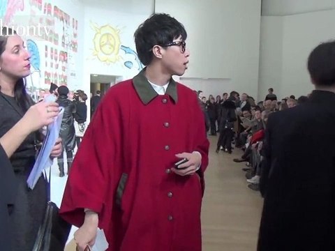 Arrivals at Dries Van Noten Men Show Fall 2012 - Paris | FTV