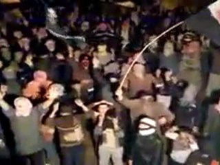 فري برس   خرج اهالي مدينة السفيرة  بريف حلب الى ساحة الحرية نادوا باسقاط الظالم بشار ودعوا  لحمص والمناطق المنكوبة 11 2 2012