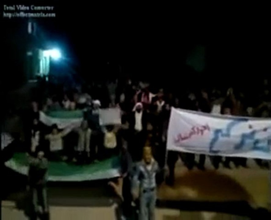 فري برس   حلب   كفرتعال    مظاهره مسائية نصره لحمص الجريحه 11 2 2012