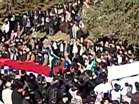 فري برس حلب عفرين تشييع الشهيد شيرزاد حاج علمدار 11 2 2012 جـ2