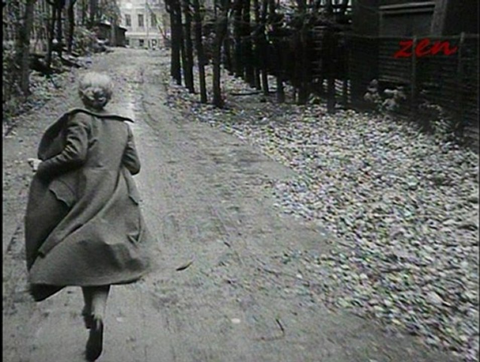 Zeynep Casalini - Duvar