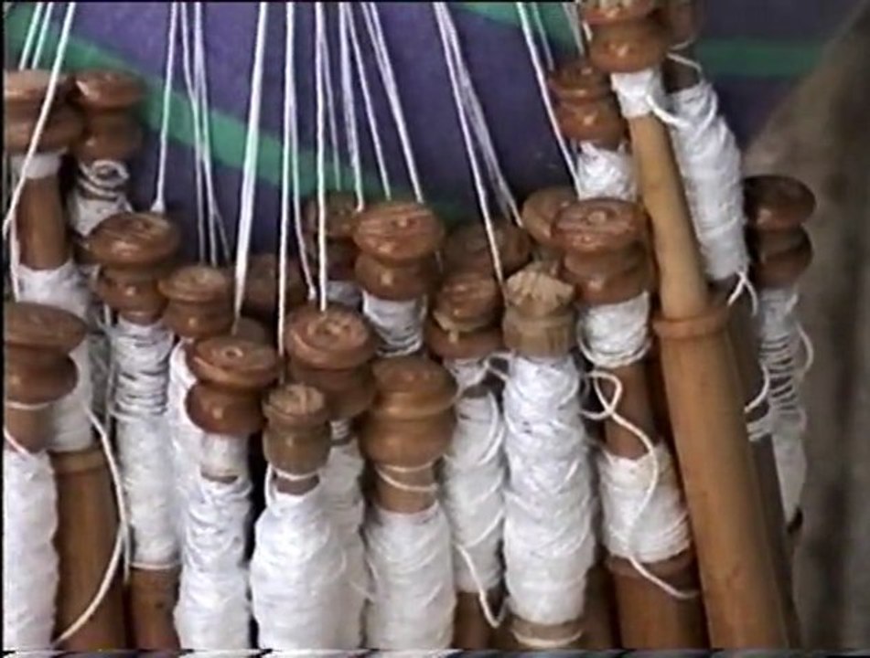 La tia Elvira fa bolillo, 1995