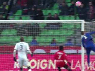 Rouge et Noir : 1er but de M.Erding avec le SRFC