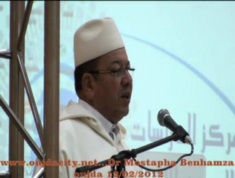 كلمة الدكتور مصطفى بنحمزة خلال حفل عيد المولد البنوي ،بوجدة والاعلان عن مسروع احساني ضخم يتمثل في بناء حي جامعي للطالبات من طرف المحسنين