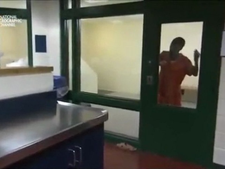 LockDown - L'enfer des Prisons - Gardiens sous Pression - National Géographic Channel