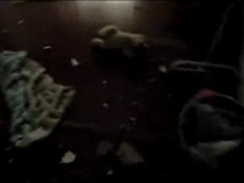 فري برس حمص هام جدا اثار القصف على أحد المباني في حي الانشاءات 12 2 2012