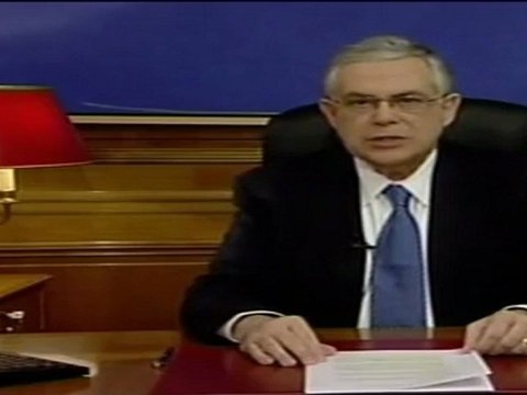 Grecia evita la quiebra con Atenas en llamas