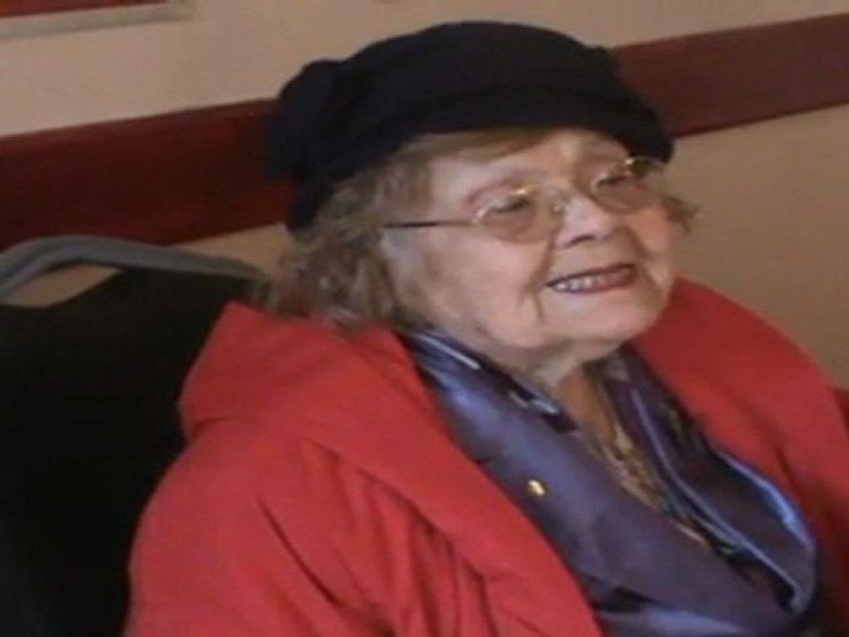 3- (11.02.2012) - İstanbul Yüksek Ticaret Ve M.Ü İ.İ.B.F Mezunları Derneği İstanbul Şubesinin Düzenlemiş Olduğu Atatürk ve Sümerler Konulu Söyleşi