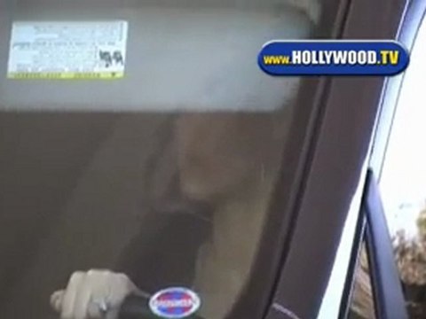 Jessica Alba Spotted Shopping