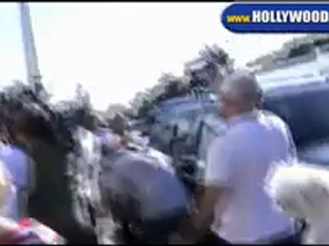 Britney Spears And Mom Shopping on Melrose.