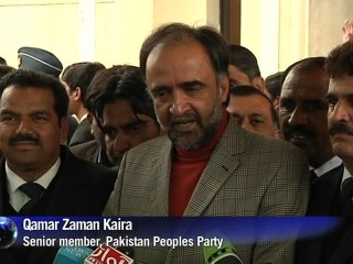 Pakistan PM charged with contempt