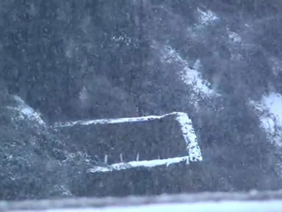 Etranges chutes de neige à Cutuli