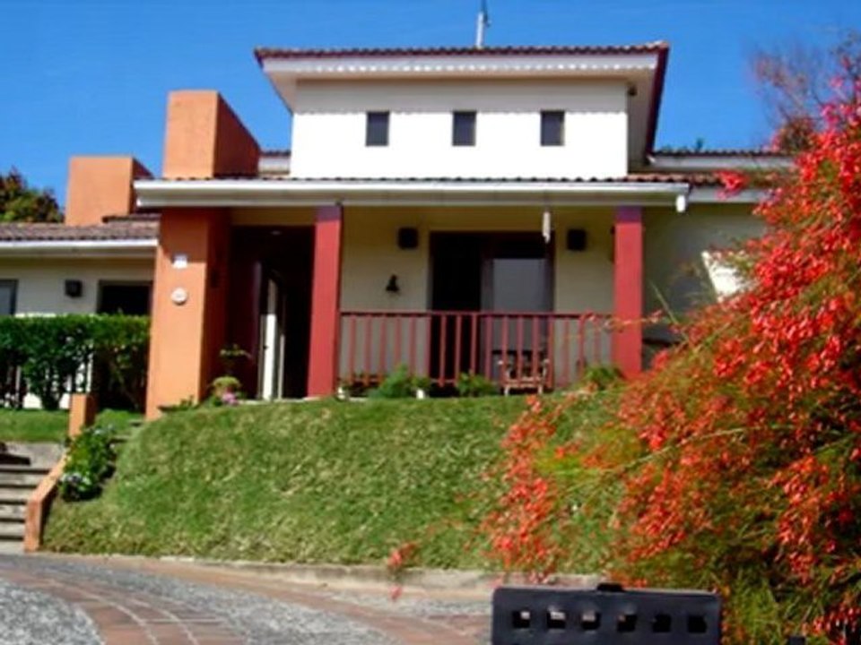Casa en venta Alturas de Tenerife, Santa Tecla :: Arriaza Vega