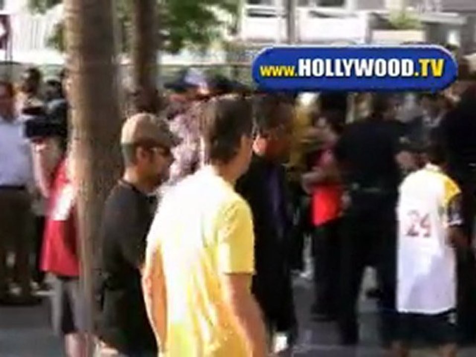 Hollywood Stars At The Lakers Game Thursday The 12th