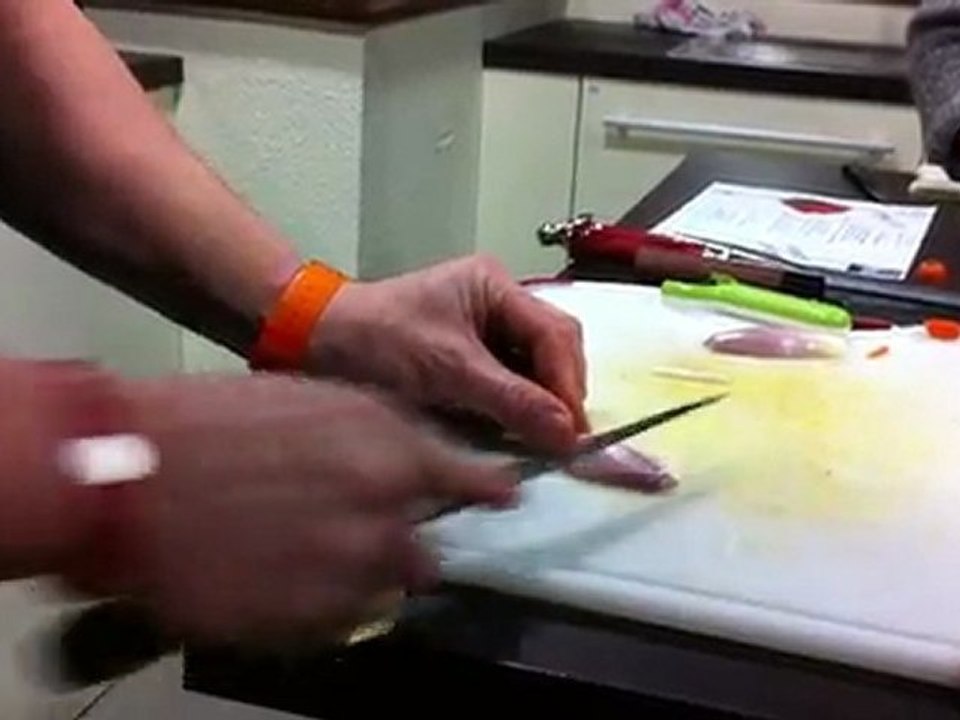 Comment ciseler un oignon ou une échalote