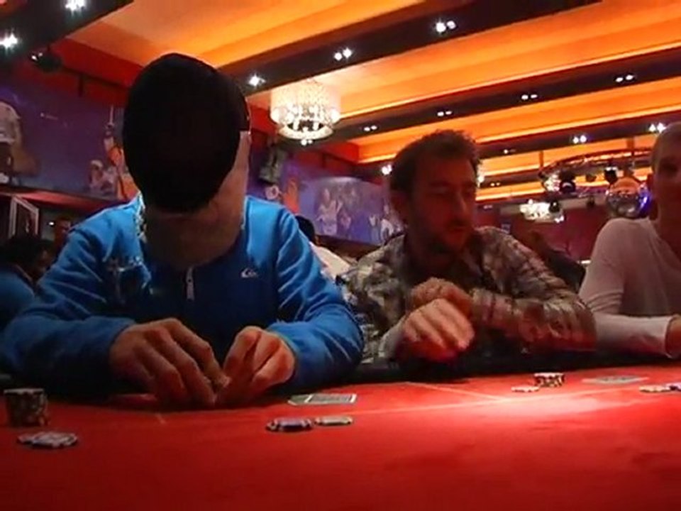 The Fencer : poker face vs Victor Sintes (fleuret) at « les étoiles du sport »