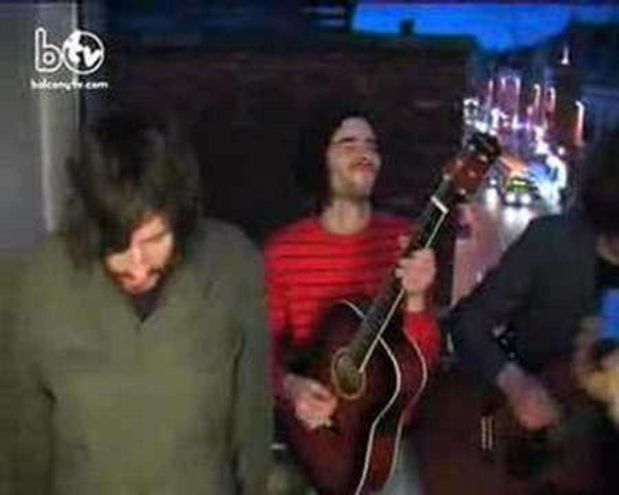 THE DISTRACTORS (BalconyTV)