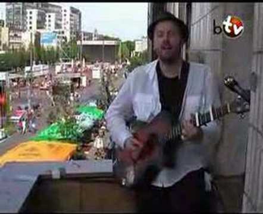 READER'S WIVES (BalconyTV)