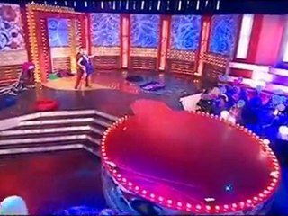 Артисты на праздник  Шоу Трансформация костюмов     www.efimova-bukh.