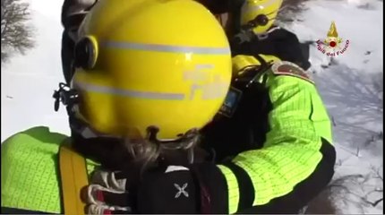 Castell'Azzara (GR) - Emergenza neve - VVF  Soccorso con elicottero