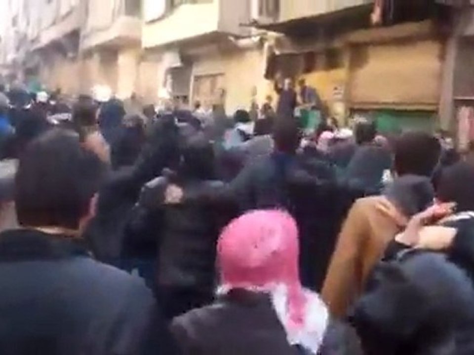 فري برس   حلب  الفردوس    تشييع الشهيد دقة عالية 11 2 2012