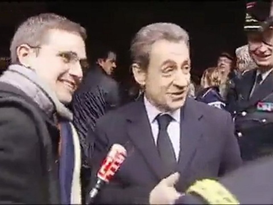 Nicolas Sarkozy champion des blagues nulles (vidéo)