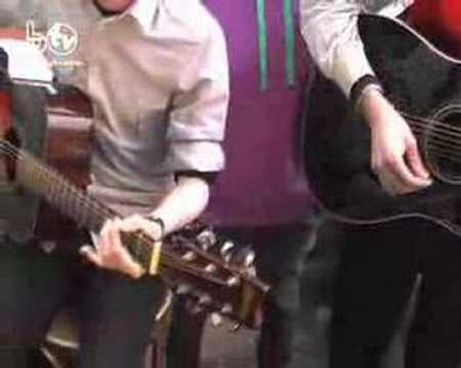 NINE IX LIVES (BalconyTV)