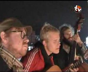 MURDER - WHEN THE BEES ARE SLEEPING (BalconyTV)