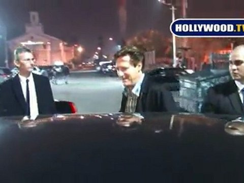 EXCLUSIVE: Bill Pullman Signs Autographs for Fans.