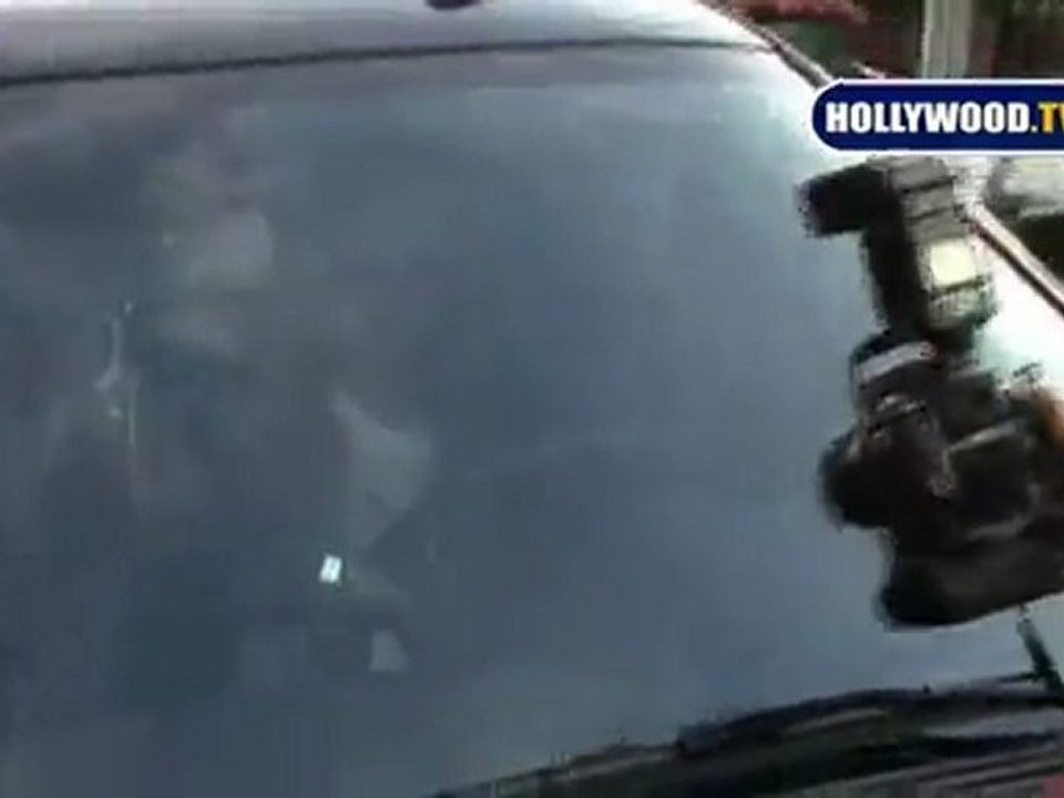 Jessica Alba and Mom Shopping in Beverly Hills