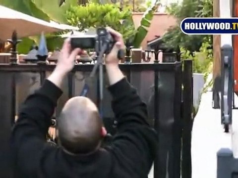 Lindsay Lohan Looks For Apartments Without Sam Ronson