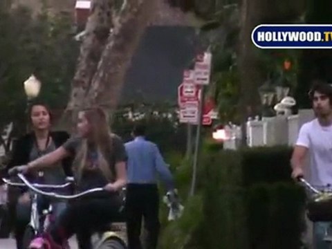 EXCLUSIVE: Miley Cyrus Gears Up For Obama Inauguration