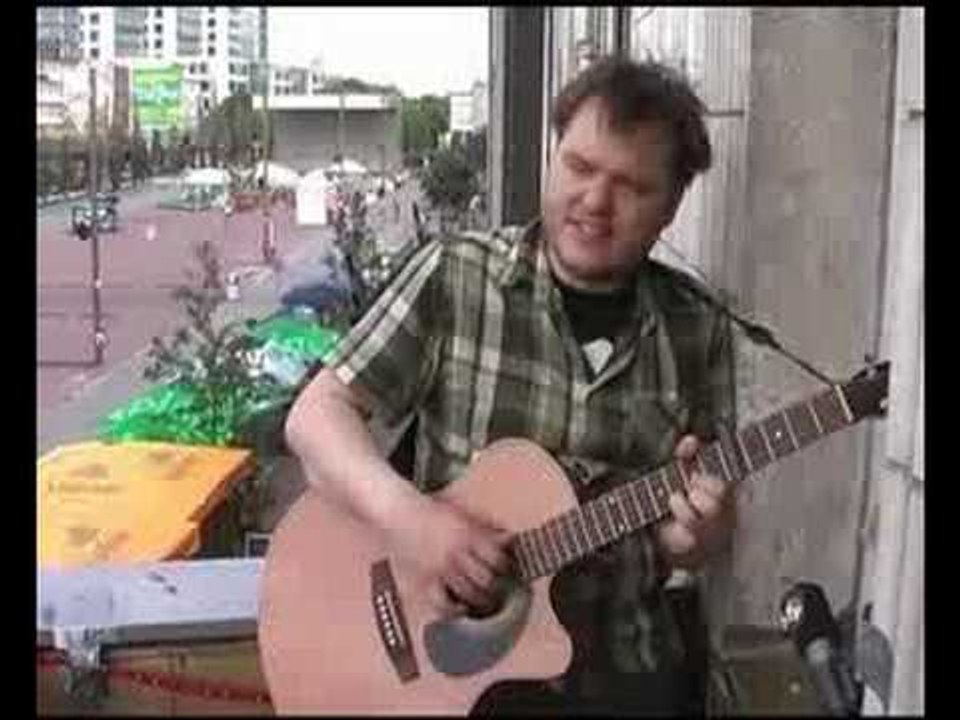 SVAVAR KNUTUR (BalconyTV)