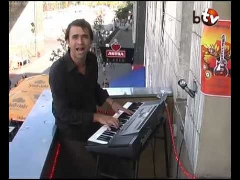 HANNES KREUZIGER (BalconyTV)