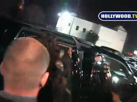 Katy Perry All Smiles While Leaving Les Deux.