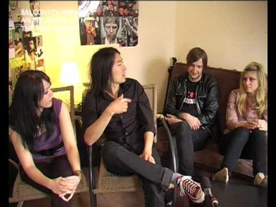 AN INTERVIEW WITH THE VON BONDIES (BalconyTV)