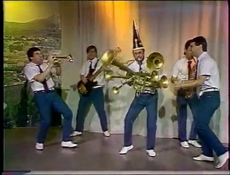 Jean Michel Grandjean chante Nostradamus sur TF1