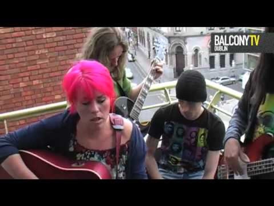 CREAM CAROSEL (BalconyTV)