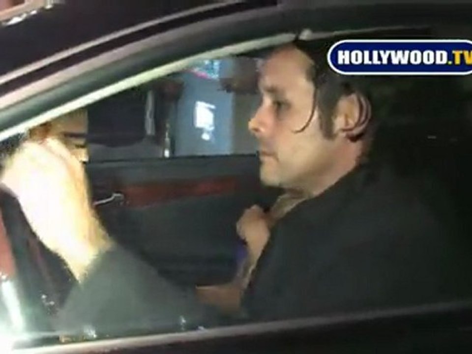 Carmen Electra Has Dinner At Andaz