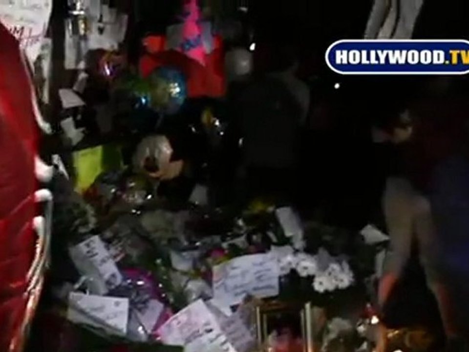 Katherine Jackson At Michael Jackson House.