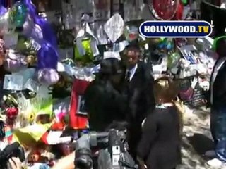 Joe Jackson And Jesse Jackson Visit Michael's Memorial