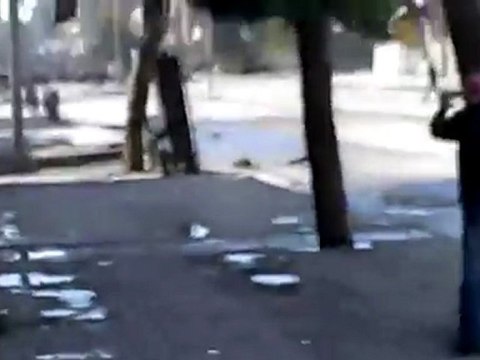 فري برس حلب مخفر الصالحين يطلق النار حي المرجة والفردوس 10 2 2012